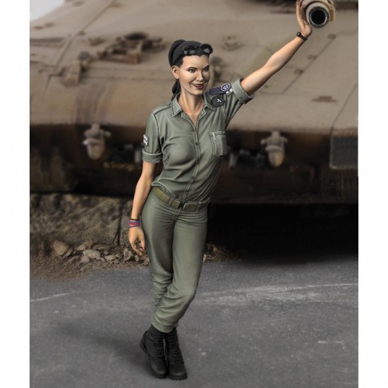 1/35 IDF Woman Soldier