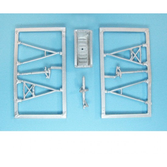 1/144 C-119 Boxcar, AC-119 Landing Gear for Roden kits (white metal)