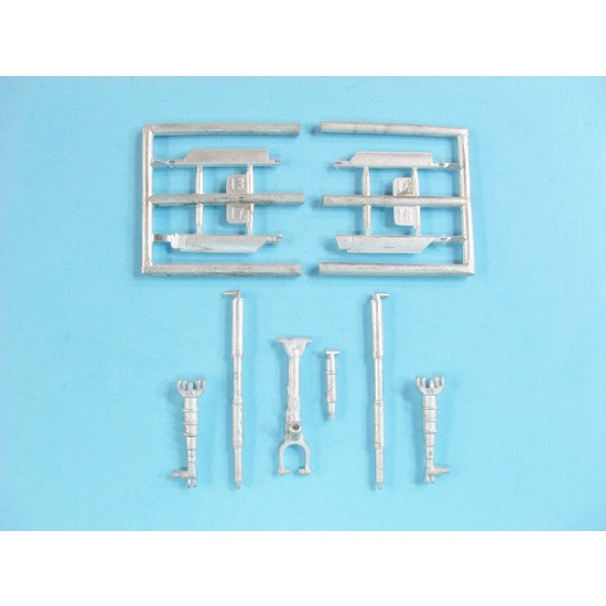 1/35 MH-60L Black Hawk Landing Gear for Kitty Hawk kits