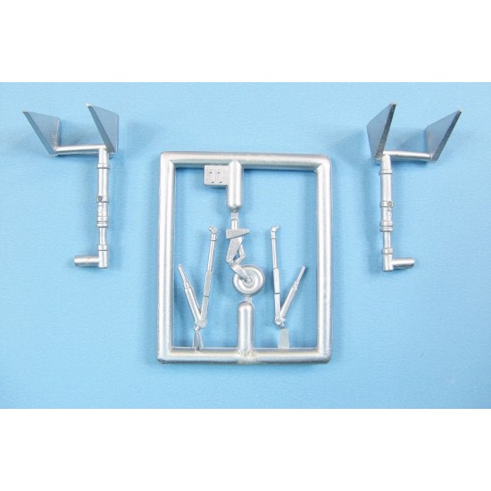 1/72 Kugisho P1Y1/2-3 Ginga (Francis) Landing Gear for Hasegawa kits