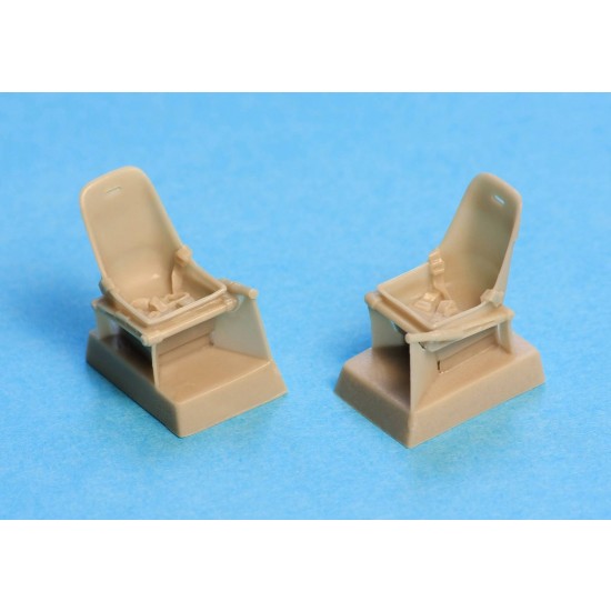 1/48 Messerschmitt Bf-109 A, B, C, D, E Seats (2pcs) with Harness