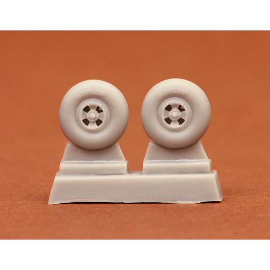 1/72 WWII British Hawker Hurricane Mk.I Wheels (4 Spoked Disc) for Airfix kit