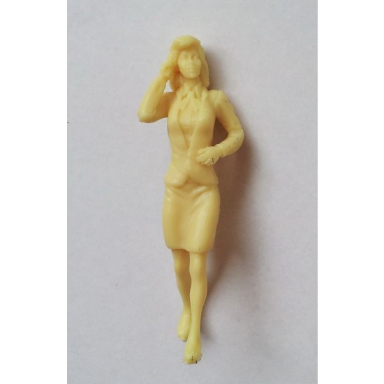 1/24 Figure - "Tamara"