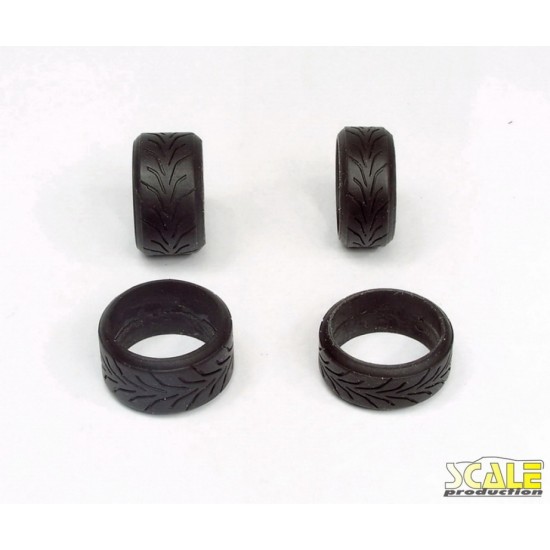 1/24 17-18" Toyo R888 Stretch Wall Tyres (2x narrow, 2x wide)