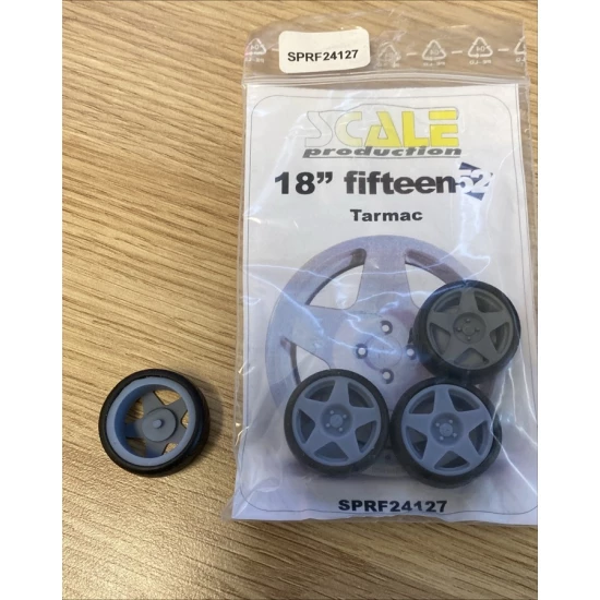 1/24 18'' Fifteen 52 Tarmac Wheels (4pcs, resin) & Toyo Stretch Wall R888 Tyres (4pcs)