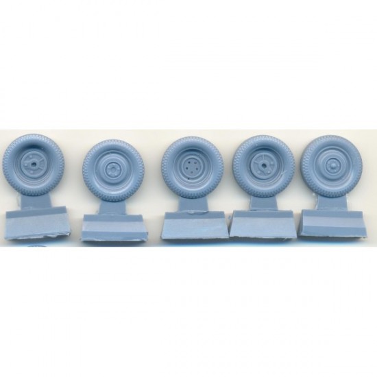 1/35 Kola Pro Mercedes Wheel set (Front, Rear and Spare wheels)