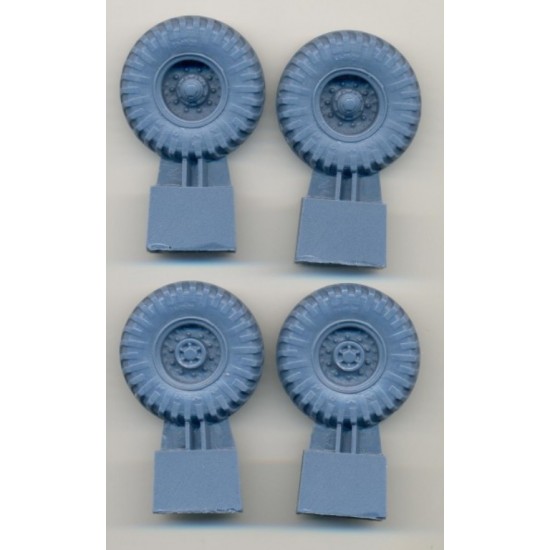 1/35 British AEC Armoured Command Vehicle Dorchester ACV Wheels for Trumpeter (4 wheels)