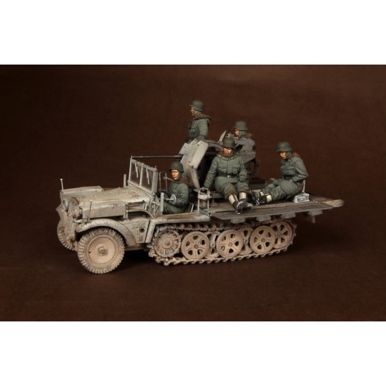 1/35 SdKfz.10/5 fur 2cm FlaK 30 Crew for Dragon Kit #6676 (5 figures)