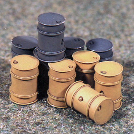 1/48 German Fuel Drum Set