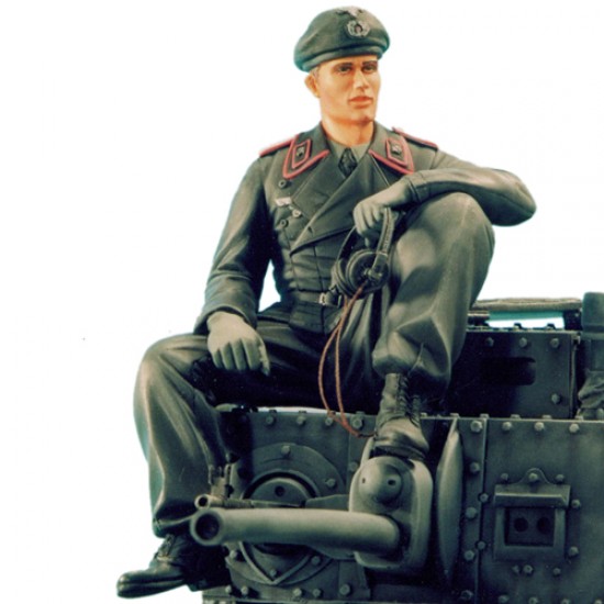 1/16 WWII German Panzer Commander