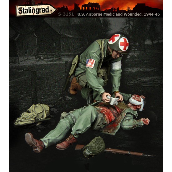 1/35 US Airborne Medic and Wounded in 1944-1945 