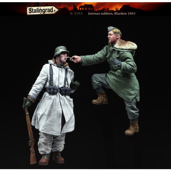 1/35 German Soldiers, Kharkov 1943 (2 figures)