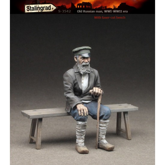 1/35 Old Russian Man, WWI - WWII era (1 figure with Bench)