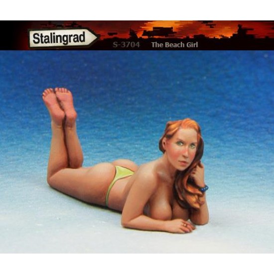 1/35 The Beach Girl - Lying Face Down Topless (1 Figure)