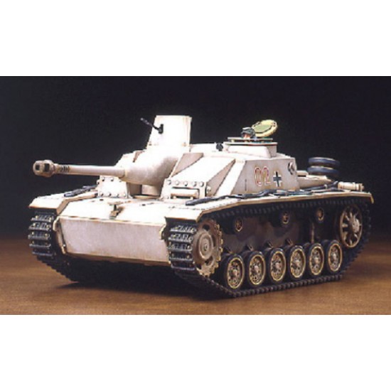 1/48 German Sturmgeschutz III Ausf.G Saukopf with Commander Torso