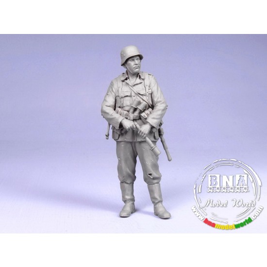 1/35 German Infantryman, Stalingrad 1942 (1 Resin Figure)