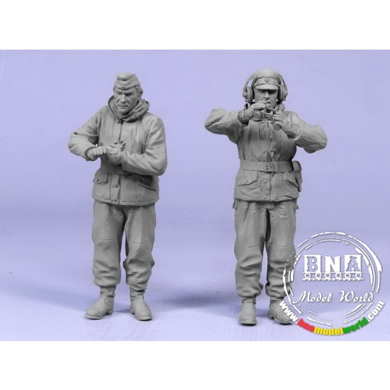 1/35 German Stug Crews, Winter 1942-1945 (2 Resin Figures, 3 Heads)