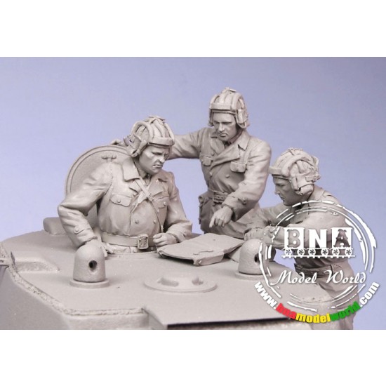 1/35 Lt.Zinoviy Kolobanovs KV-1 Crew (Summer -Autumn, 1941-1942) 3 Resin Figures