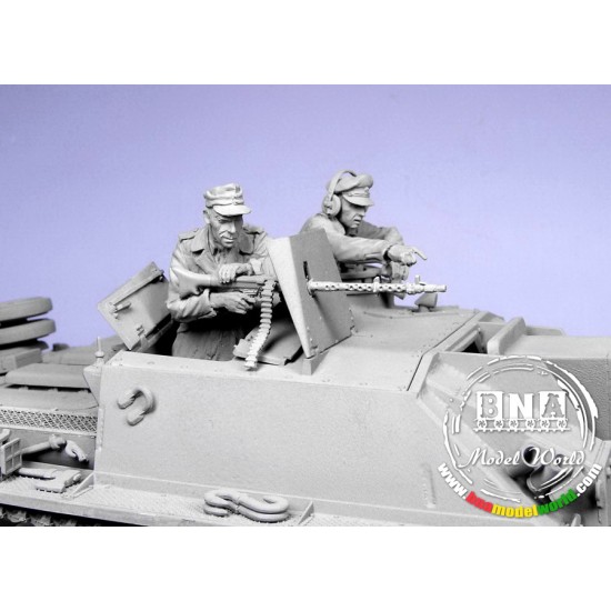 1/35 German Stug Crew, Summer 1943-1945 (2 Resin Figures)