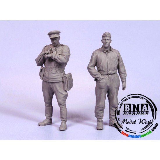 1/35 Soviet Officers, Tankman and Infantryman, Summer 1941-45 (2 Figures)