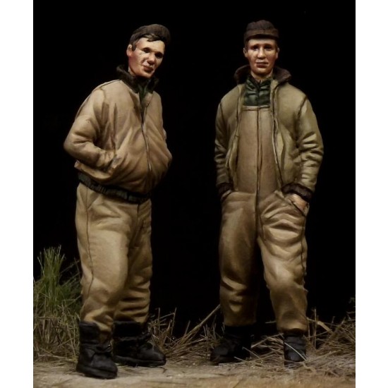 1/48 US Tankers (2 figures)