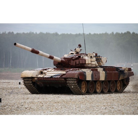 1/35 Russian T-72B1 MBT w/Kontakt-1 Reactive Armour