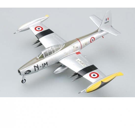 1/72 French Air Force Republic F-84G-6 Thunderjet (51-9894) 1952 [Winged Ace Series]