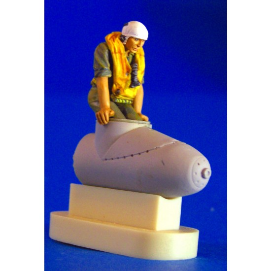 1/35 Human Torpedo Pilot Vol.1