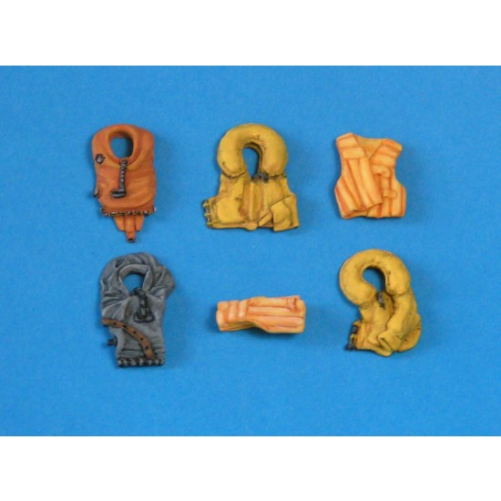 1/35 WWII Kriegsmarine Life-Jackets