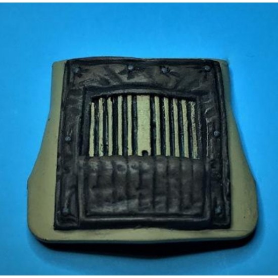1/35 Ford V3000 Winter Radiator Cover (Opened)