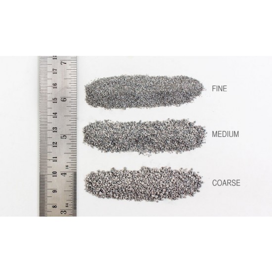 Roadbed/Track-Bed - Gray Blend Medium Ballast (coverage area = 43.3 in3 / 709 cm3)