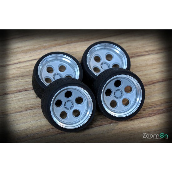 1/24 18'' Rotiform DIA Rim set with Tyres