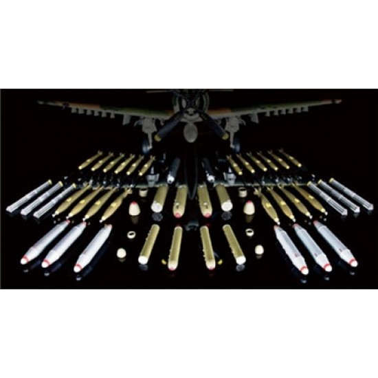 1/32 US Air Force Douglas A-1J Skyraider Weapons Set 