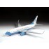 1/144 Boeing 737-700 / C-40 Airliner 1/144 Boeing 737-700 / C-40 Airliner