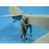 1/32 RFC Air Mechanics Lifting The Tail (2 figures)