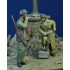 1/35 WWII Canadian Soldiers (2 figures)