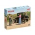 1/35 Ford Model T Doctor's Coupe with Medical Figures (4pcs)
