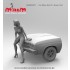 1/24 Car Wash Girl with Sponge Vol.3 (1 figure,3D printed soft resin)
