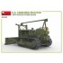 1/35 US Armoured Tractor w/Angle Dozer Blade & Crewmen