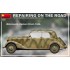 1/35 Repairing on The Road - Type 170V Cabrio Saloon w/4 Figures