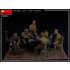 1/35 Dinner On The Front (5 Figures & Diorama)