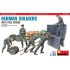 1/35 WWII German Soldiers (5 figures) w/Fuel Drums (6pcs) [Special Edition]