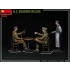 1/35 US Soldiers in Cafe (3 figures & accessories)