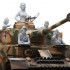 1/16 German Pzkpfw IV Female Tank Crew for Trumpeter kits (5 figures)