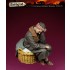 1/35 European Refugee Woman - Sitting on the Basket 1939-1945 (1 Figure)