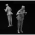 1/35 German Soldiers Inspecting T-34 1941 (8 figures)
