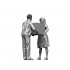 1/24 60'-70' Salesman & House Wife (2 Figures)