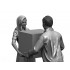 1/24 60'-70' Salesman & House Wife (2 Figures)