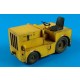 1/32 DMC Logan T-40 USAF Tow Tractor