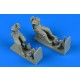 1/32 WWII Soviet Pilot & Gunner with Seats for Trumpeter Il-2M3 Sturmovik kit (2 Figures)